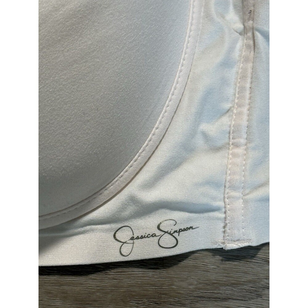 Jessica Simpson 40D Nude T-Shirt Bra Underwire Smooth Full Coverage - Picture 5 of 9